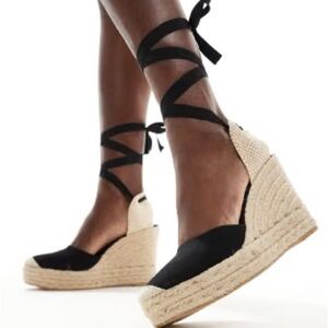 Zara Elegant Black and Tan Espadrille Wedges